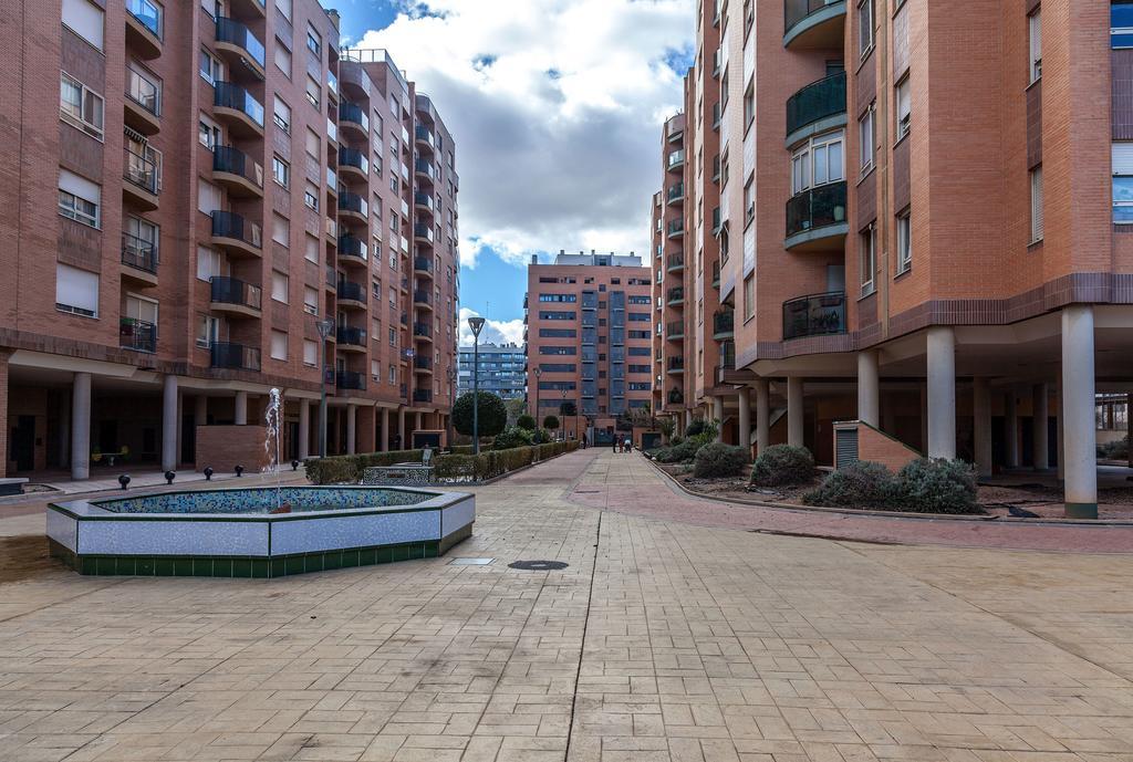 Valencia Flat Rental Swim And Paddle Oda fotoğraf